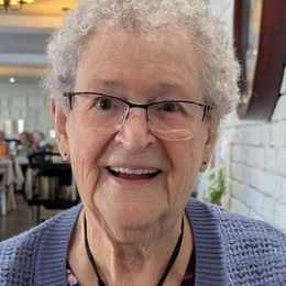 Photo of Jacqueline Mongeon, obituary in Gatineau