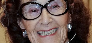 Sari Greenbaum (née Ginsburg)