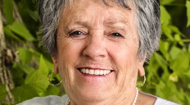 Mme Lucille Poirier Paul