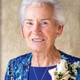Photo de Rosalyn Ida Krause, avis de décès à Elgin
