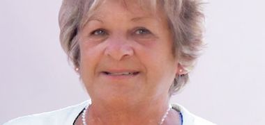 Mme Madeleine GUAY