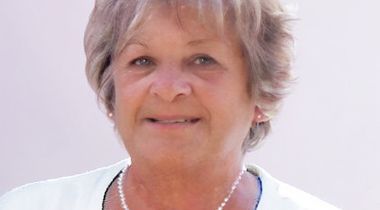 Mme Madeleine GUAY