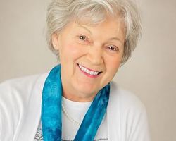 Photo of Carmen Bond, obituary