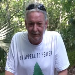 Photo de Mr. Robert Allen Jeanguenat, avis de décès à Oka
