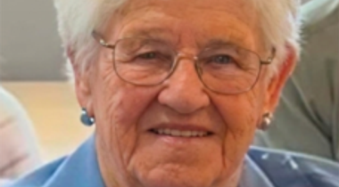 Mme Hélène Lavoie Corbeil