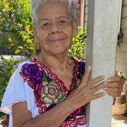 Photo de Ofelia T. Hernandez, avis de décès à Picard