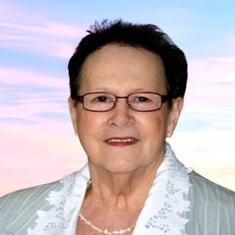 Photo of Jacqueline Simard, obituary in Montréal