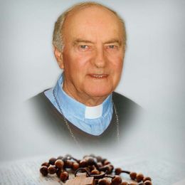 Photo of Abbé Terence Nellis, obituary in Gaspé