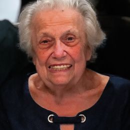 Photo of Charlotte (Lottie) Wexler (née Rechnitzer), obituary in Montréal