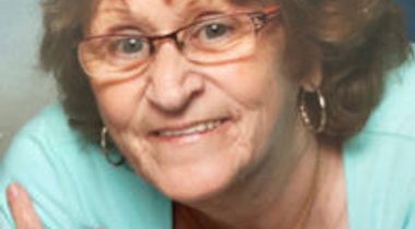 Mme Monique Quesnel