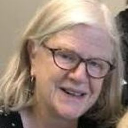 Photo of Hilary Long (nee Turner-Davis), obituary