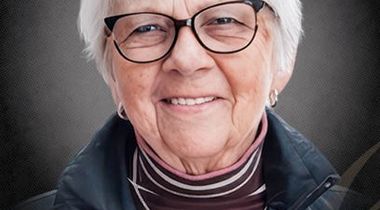 Mme Carmen Leroux