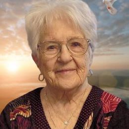 Photo de Ghislaine Ouellet, avis de décès à Saint-Cyprien