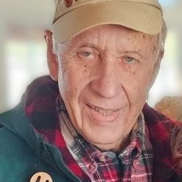 Photo of Donald W. Hartshorn, obituary in Orford