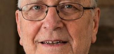 Ralph E Boomhower