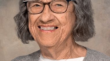 Mme Lucile Paquin Beauchesne