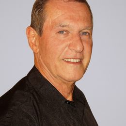 UOddcFrwoJIegkJnZVxnscJCTtinaVFJFGM0N6mq