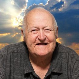 Photo of Bruno Grondines, obituary in La Reine