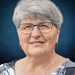 Photo of Josée Girard, obituary