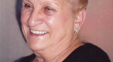 Mme Jeannine Roy Lacharité