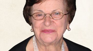 Yvonne Hazan (née Sasson)