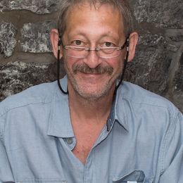 6GM7R0hqHO7fVs1iq5tiXIhBqslPGCg31SXRP5pb