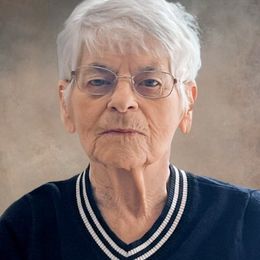 Photo of Yvette Labbé, obituary in Lévis