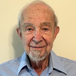 NbThG7P4iBOZWN12mt6XVhxxufxLWPurG8enod40