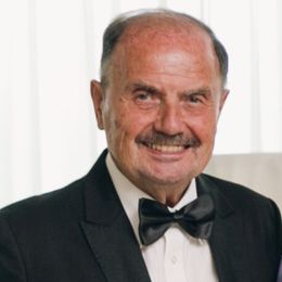 QsBzPxTdt1tD38xRc1LBzgwv9S8Q0bc1bqEJhBLd