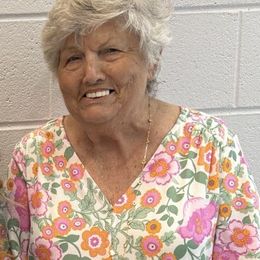Photo of Betty Carolyn McVey, obituary in Senneville