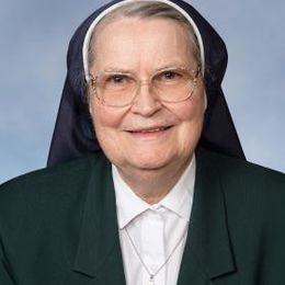 Photo de Sr Rita St-Onge, avis de décès à Rivière-du-Loup