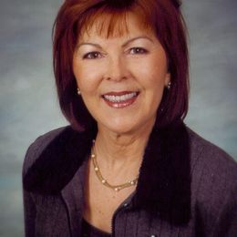 QAOVBIg7P3PNZ3EKkXDv66v4qE6WrNKMc4F5TZQw