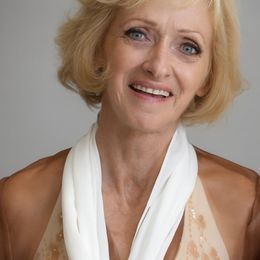 foVxWKPOFbife6SYQnR50uZWj9QgrARzQUM8VJam