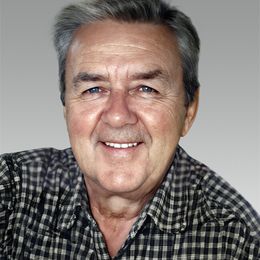 Jg0hKO2gKD5U3sUBrWmTXzDw4pLXugKLjvv5GUef