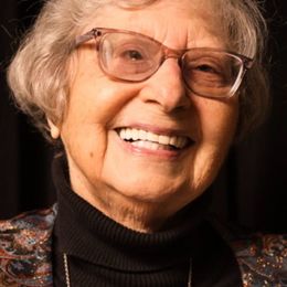 Photo of Eva Verebes (née Lorand), obituary in Montréal