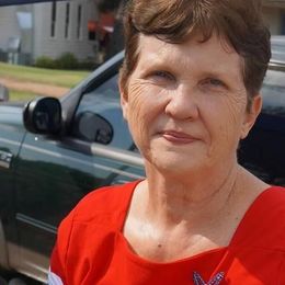 Photo of Elaine Paulette Bramall, obituary in Austin