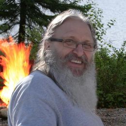 or3oTjlJvd4RZMrXfhqVfKv5uLV3vVem9RQN628a