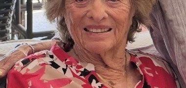 Estelle Falk