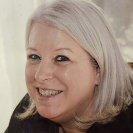 Photo of Donna G. Nevil, obituary in Senneville