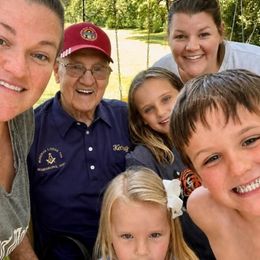 Photo of Kenneth E Lipps, obituary in Franklin