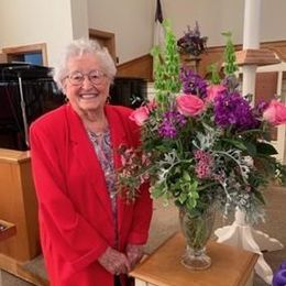 Photo of Lora Lee Haun, obituary in Dixville