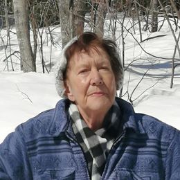 YuRoDlvBJ3BRYg46HA8960uoj6PXbplfoHkR9Vbz