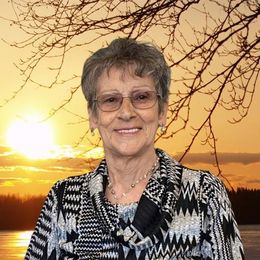 3qM11qintFMfJgSOlo0gpirmkwUQTC8l2cPE2JKE