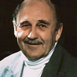 nBsNpM39VNYl2YykiDgwuFzufmnNflG9fCYZRb2s