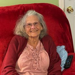 Photo de Dora Lavair, avis de décès