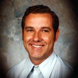 Photo of Dudley James Cash, obituary