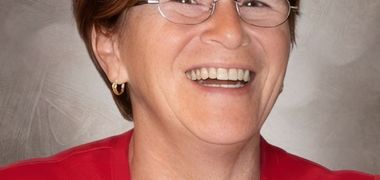 Mme Claire-Hélène Riverin