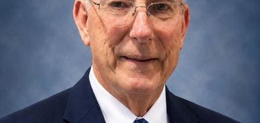 Robert L Longworth