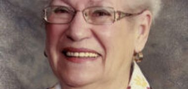 Mme Jeannine Pinsonneault Brunet