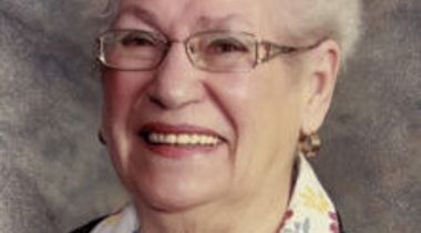 Mme Jeannine Pinsonneault Brunet